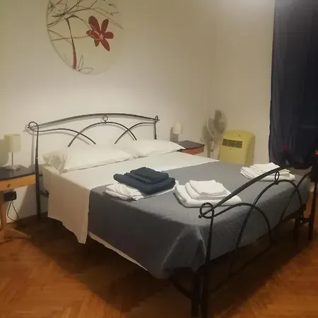 Apartment A Casa Di Isotta